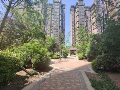 贵州省铜仁市新世界小区选取雷火·竞技安卓10寸云门禁系统